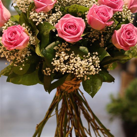 Long Pink Roses Dozen Long Stemmed Pink Roses Boda Flowers Buckie Florist